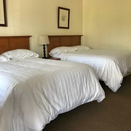 Hopewell Rocks Motel & Country Inn Хопуэлл Кейп Экстерьер фото
